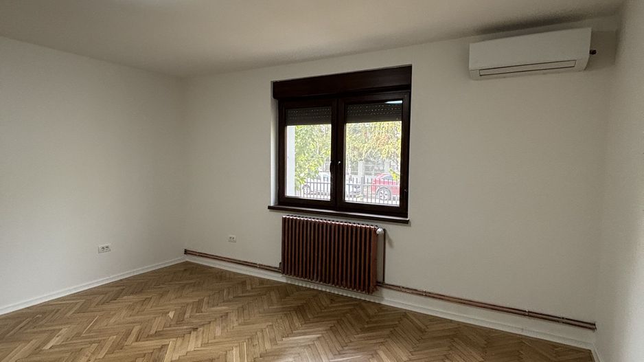 Apartament generos la casa,zona Bogdanestilor - Poză 42