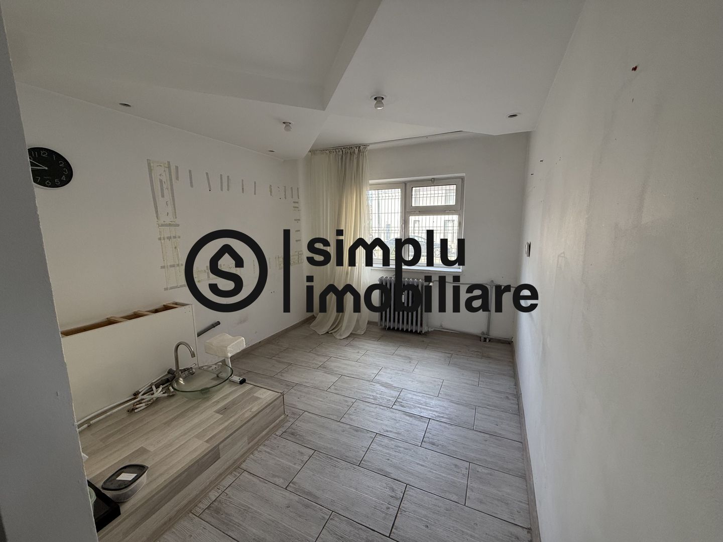 Spatiu Comercial, parter, Sarari - 115 000 Euro - Poză 7