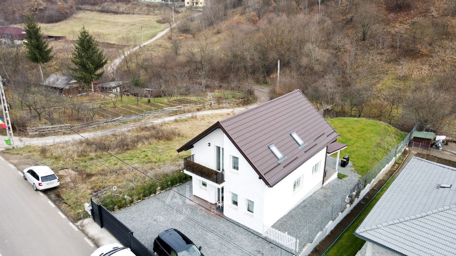 Casa individuala LA CHEIE! 116mp utili + gradina - Tauti / Floresti - Poză 2