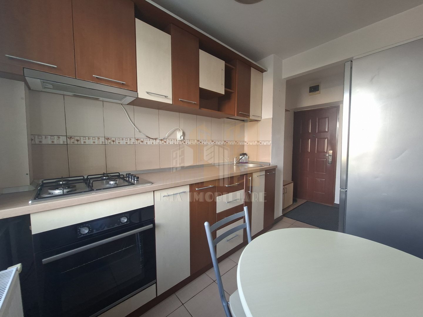 Apartament 2 camere semidecomandat Saturn  Brasov - Poză 2