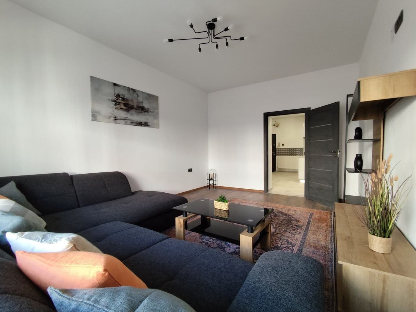 Inchiriere 2 camere Premium, Pietonala Republicii, Oradea - Poză 3