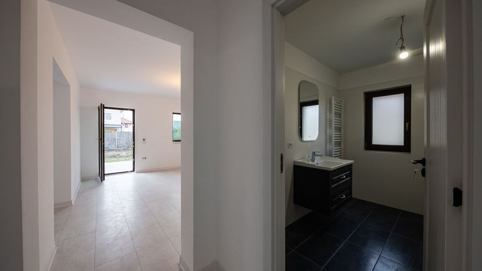 Duplex Dumbravita cu 5 camere | 318 mp teren| Comision 0 - Poză 8
