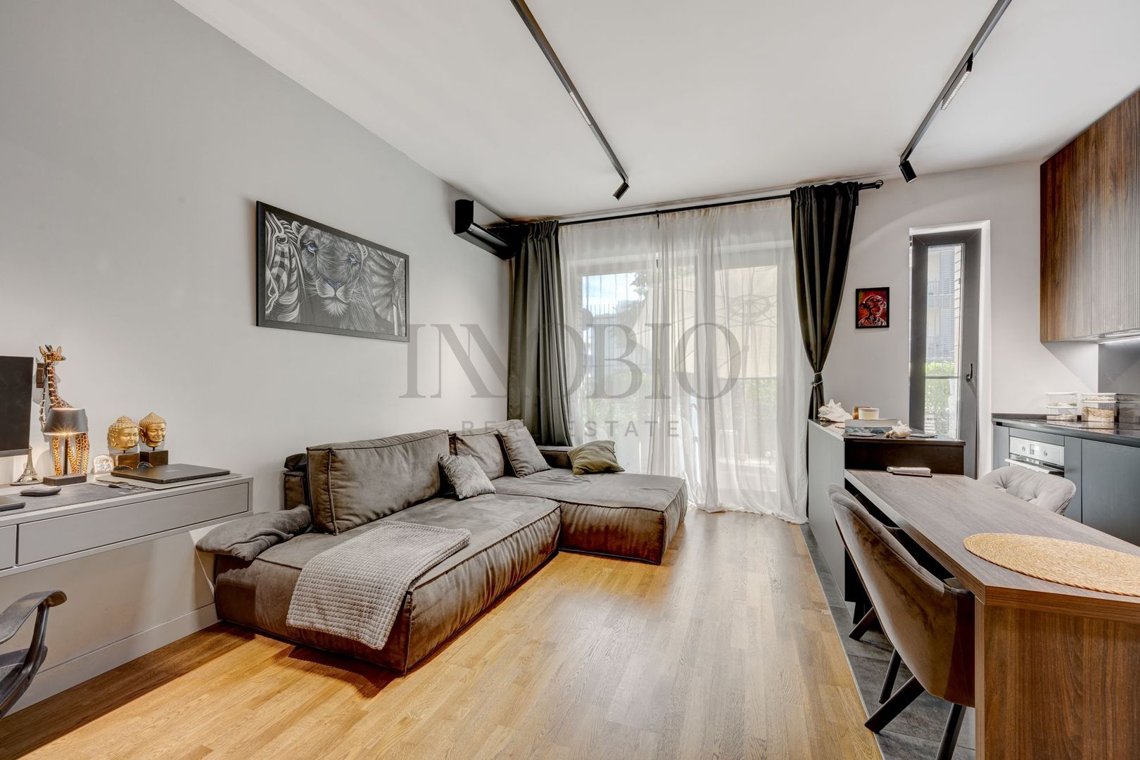 Studio Modern | Gradina Proprie | Avalon Estate - Poză 1