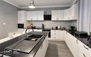 Casa moderna cu 4 camere, Zimandcuz - Poză 9