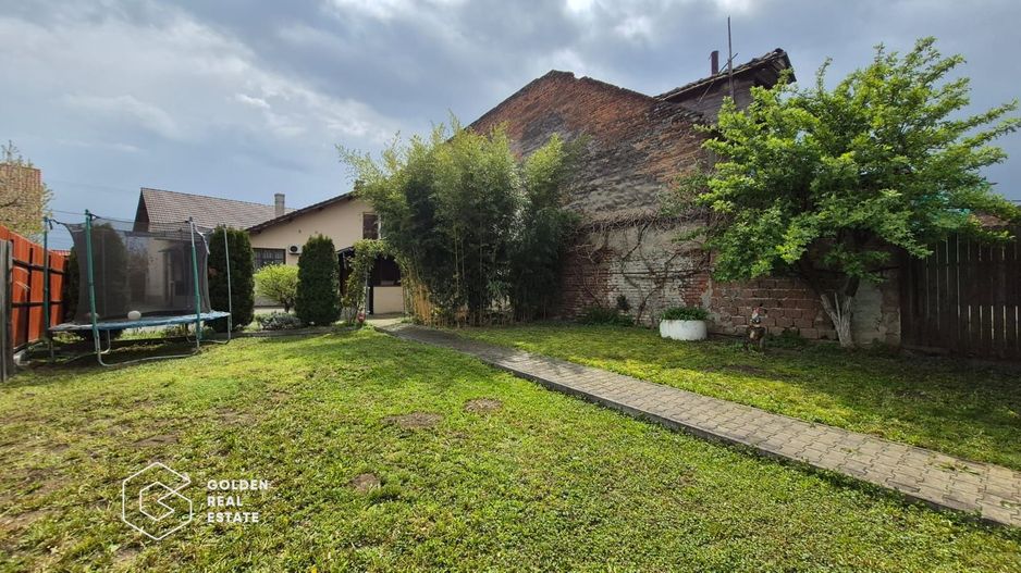 Casa cu teren de 958 mp, oras Lipova - Poză 22