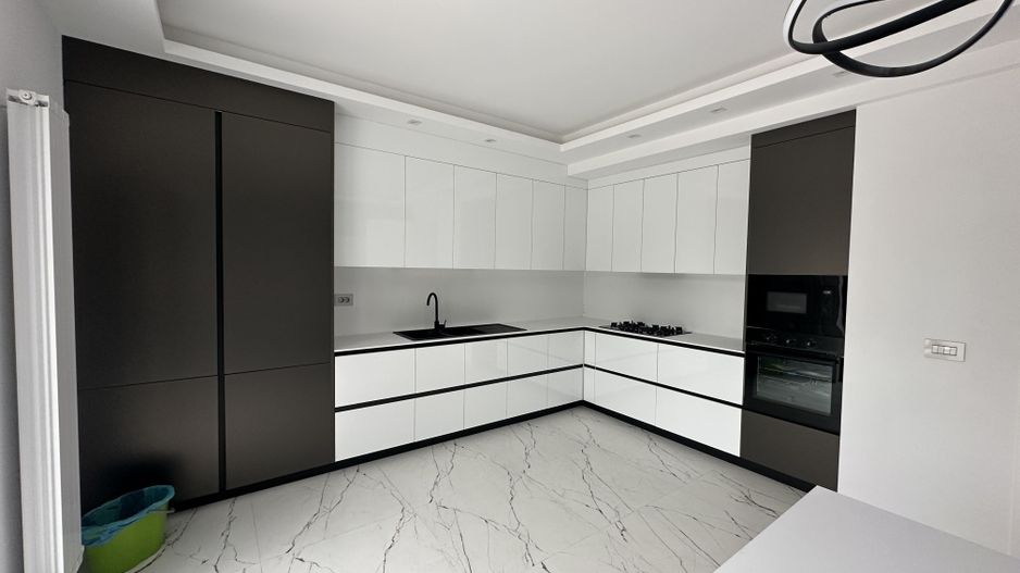 VIla S+P+1+M | Teren de 1000mp | Lift Interior | Finisata Complet - Poză 11