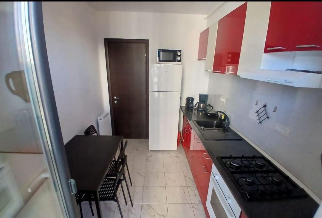 Apartament spatios 2 camere, 2 bai si balcon 13mp in zona Poltehnica - Poză 9