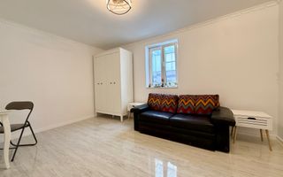 ÎNCHIRIERE 2 CAMERE | PIAȚA UNIRII | LOC DE PARCARE - Poză 1