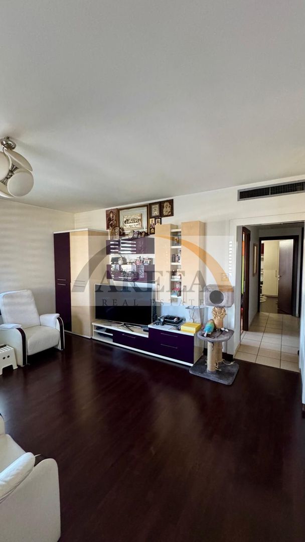 De vanzare - 3 camere decomandat etaj 4 - Splaiul Unirii - Poză 2