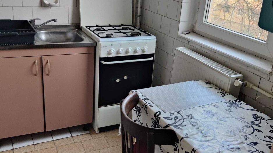 Inchiriez garsoniera Ciuperca - Poză 2