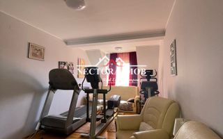 NECTORA IMOB-Casa 4 camere, Str. Constantin Tanase, zona Horea, 200 mp - Poză 17