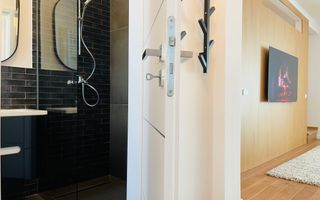 INCHIRIATA - Prima inchiriere, Segmentul Lux | Central | Panouri solare - Poză 5