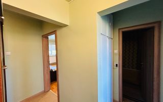 Apartament decomandat, cu 3 camere, 2 bai, 2 balcoane - Zona Strand - Poză 15