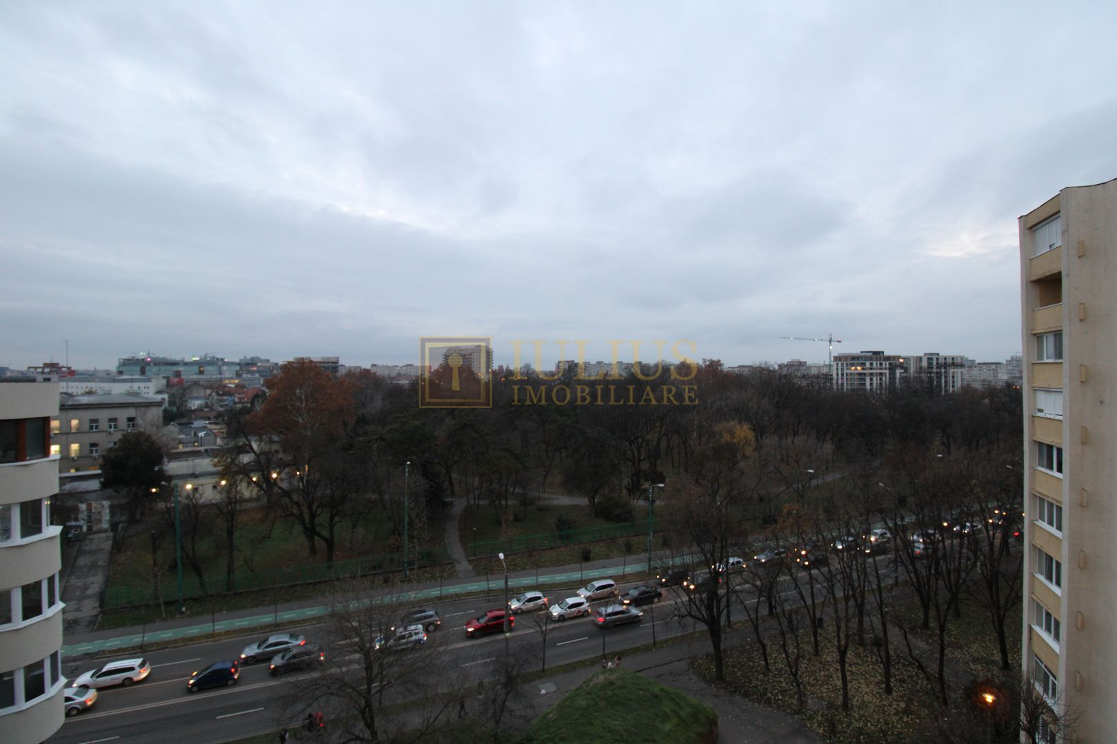 3 dormitoare , central , vedere panoramica parcul Botanic - Poză 27