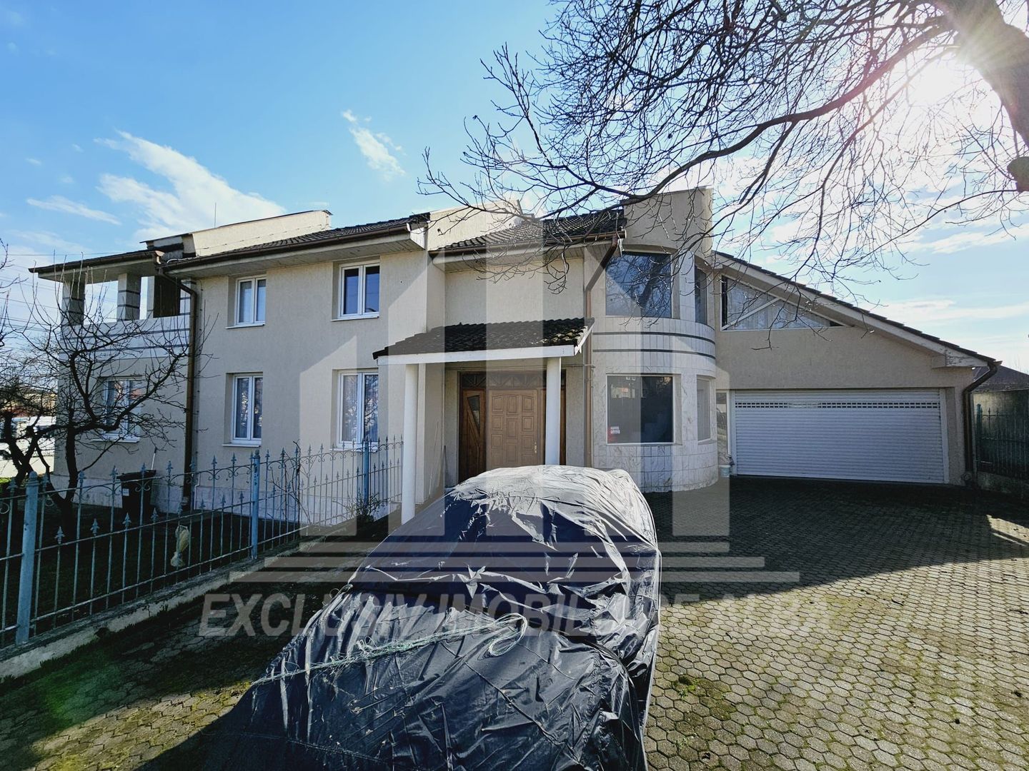 Casa individuala de inchiriat, Cetate - Poză 1