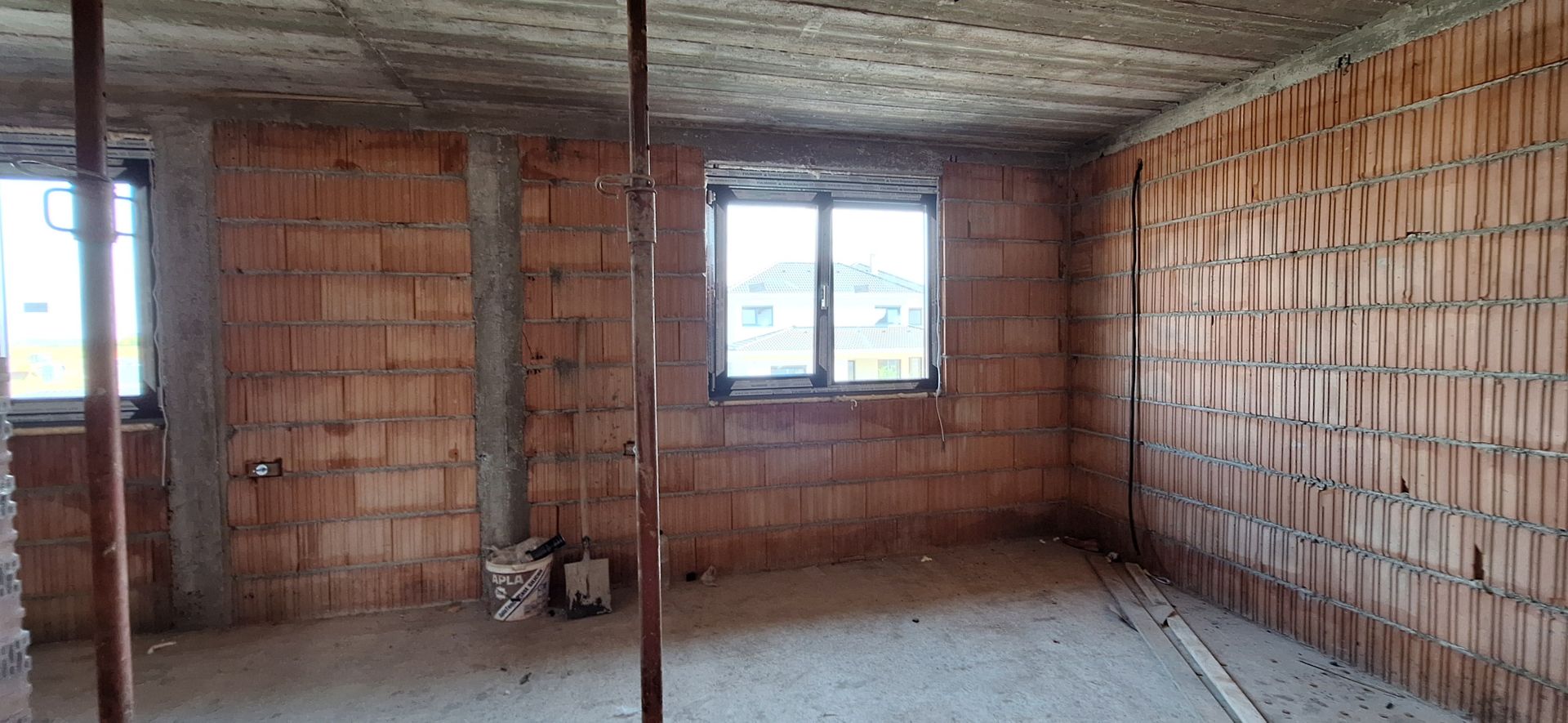 Locuinta individuala la cheie -teren de 661mp - Poză 39