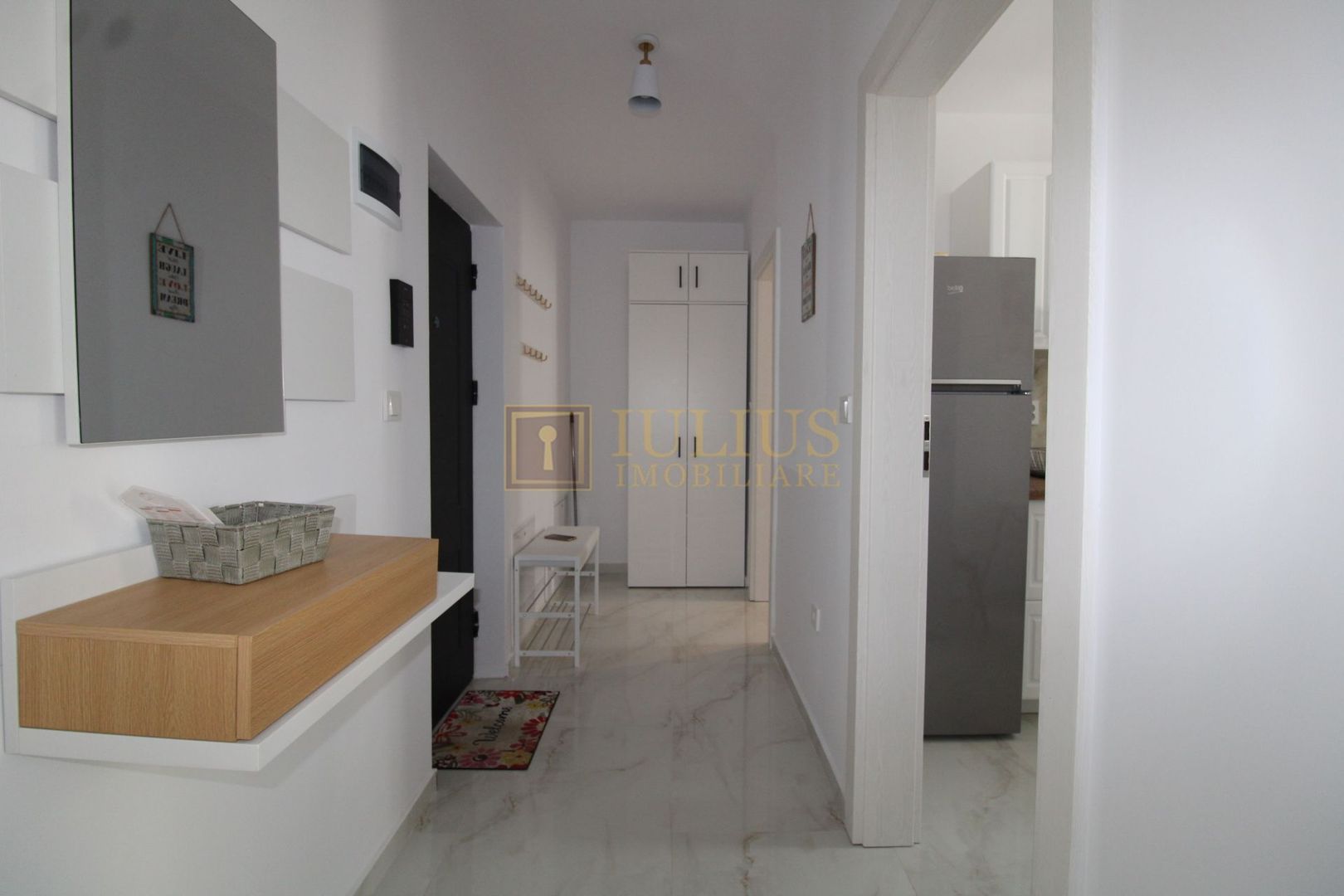 2 camere, bloc nou, loc de parcare, prima închiriere - Giroc - Poză 6