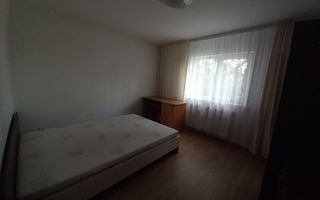 De vanzare apartament cu 3 camere, decomandat, etajul 2 - Poză 4