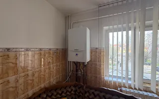 3 decomandate, etaj 2/4, centrala termica, Rovine - 145 000 Euro - Poză 17