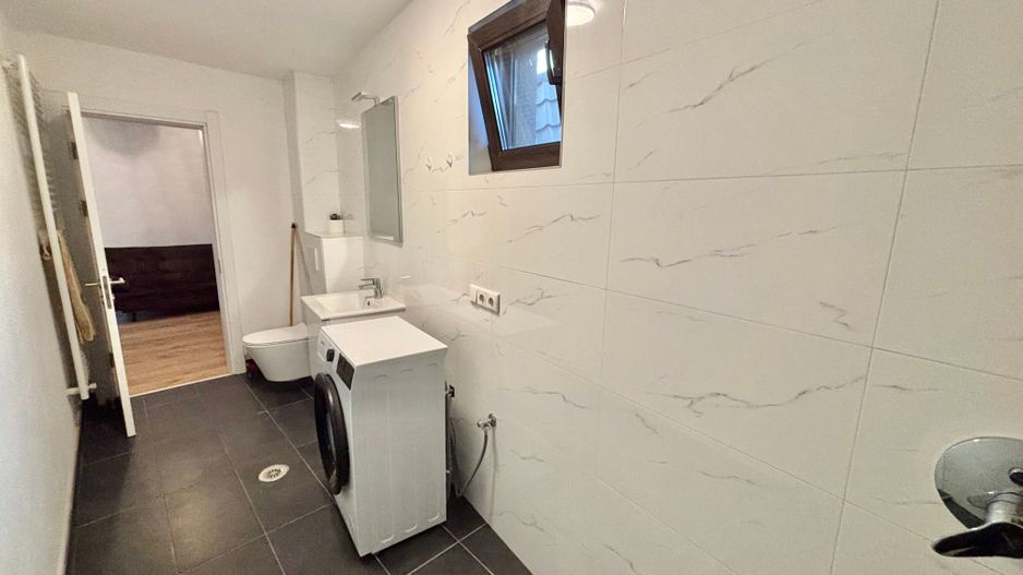 Apartament spațios cu 3 camere , - LA CURTE - 83 mp - Poză 10