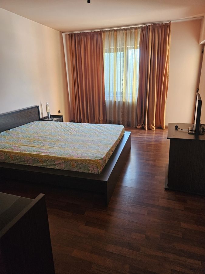 Casă / Vilă de vânzare în Industriilor, Bucuresti - Poză 10