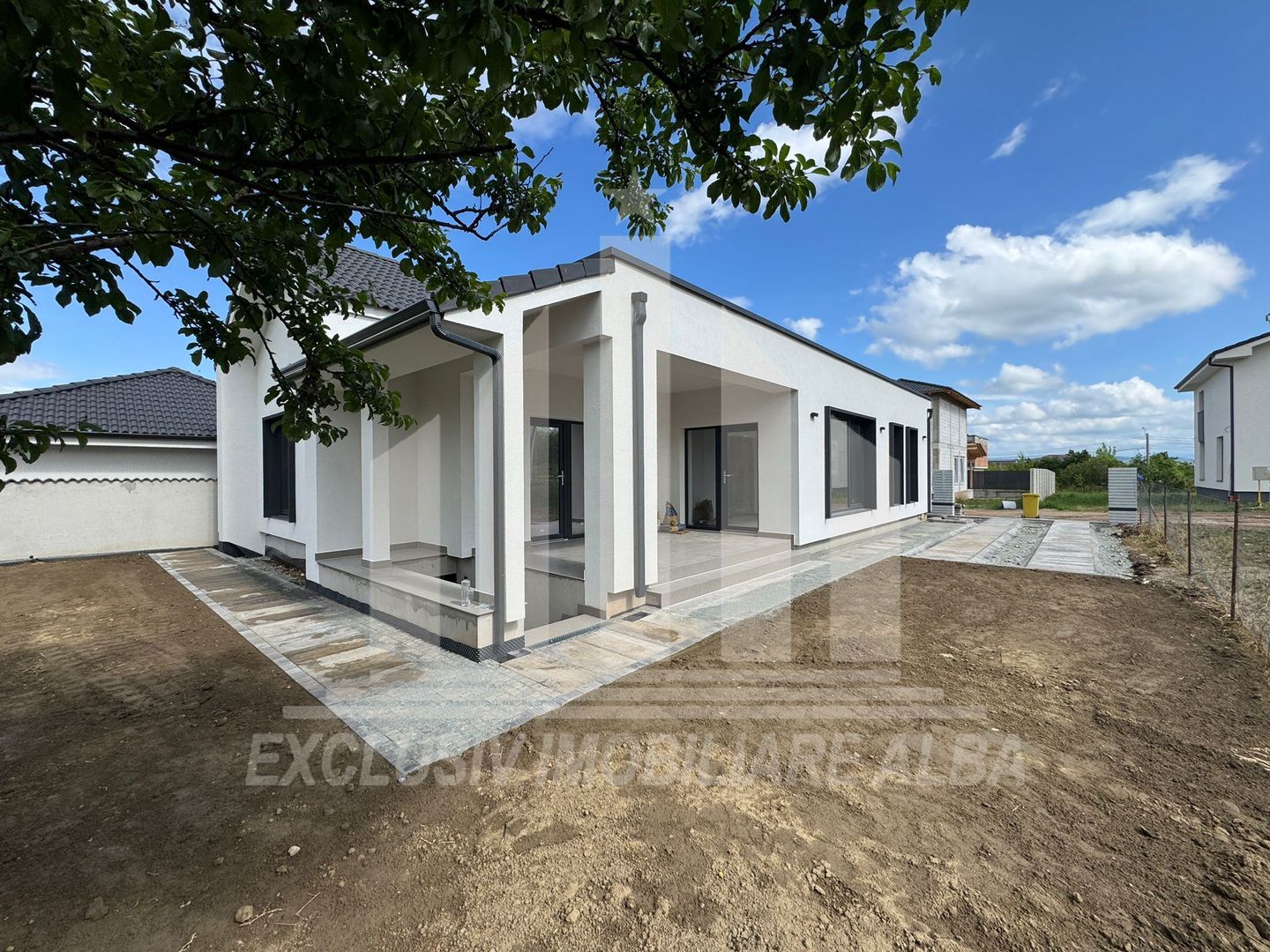 Casa individuala | 120 mp | 370 mp teren | Alba-Micesti - Poză 1