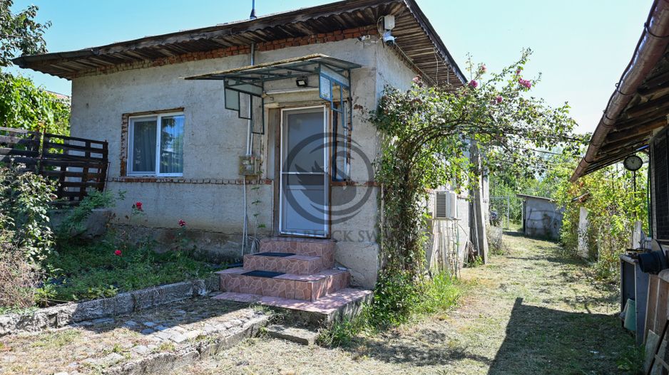 Casa de vanzare | Teren 3.000 mp | Izvor | Manesti - Coada Izvorului - Poză 1