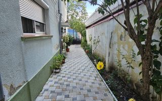 Apartament 3 Camere în Vilă, Zona Centrală - Poză 2