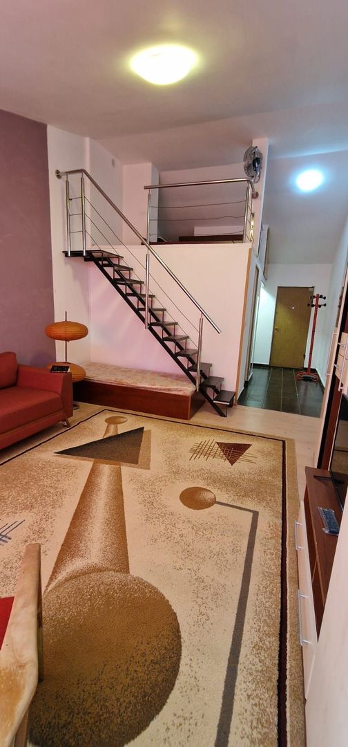 Apartament renovat cu o camera pe 2 nivele | Curte | Parcare | Grigorescu - Poză 6