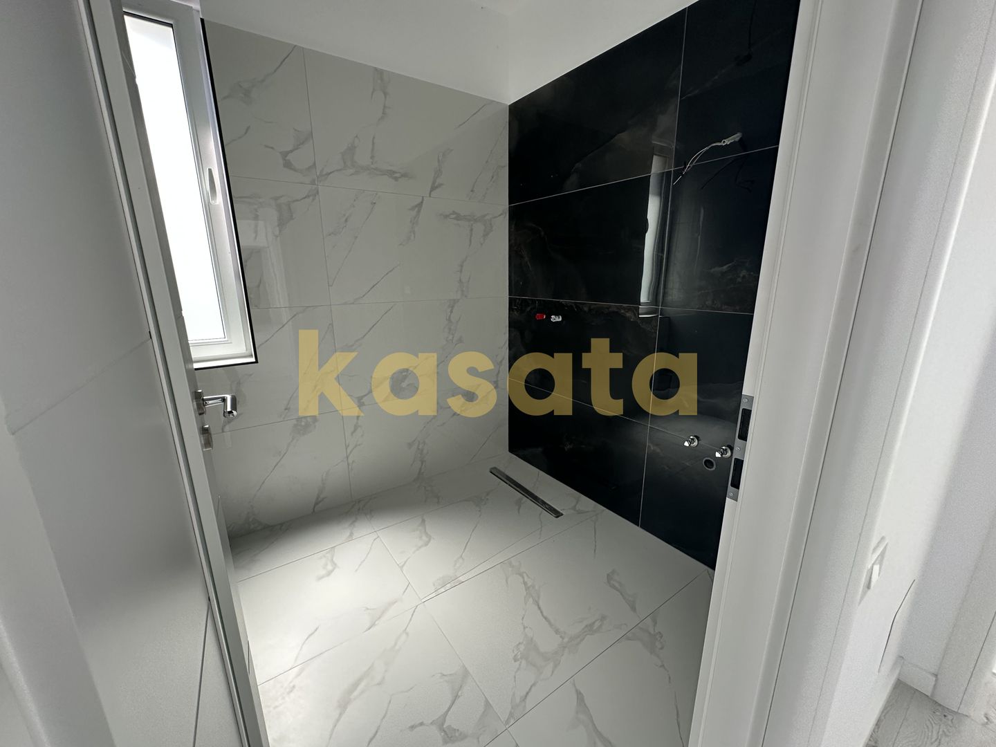 Casă pe parter | 4 camere | Domnești 🏡 - Poză 15