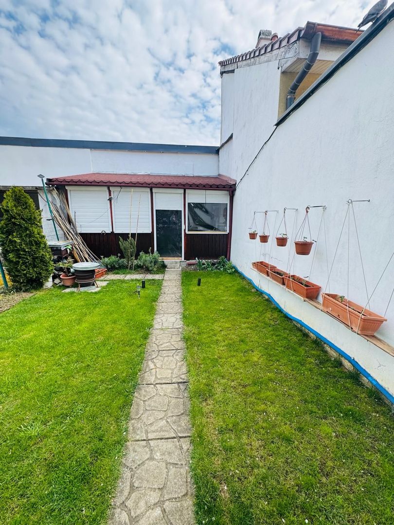 Casa P+E cu teren ULTRACENTRAL - Poză 11