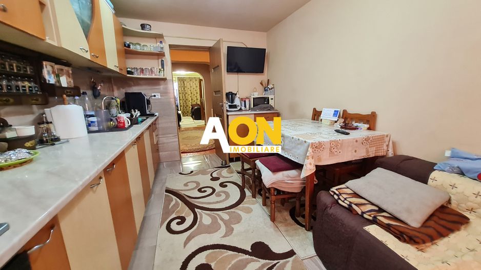 Apartament 3 Camere, 75 mp, Decomandat, Zona Cetate - Poză 11