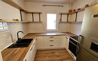 Casa spatioasa, 755 mp teren, Cetate, pretabila pentru birouri - Poză 9