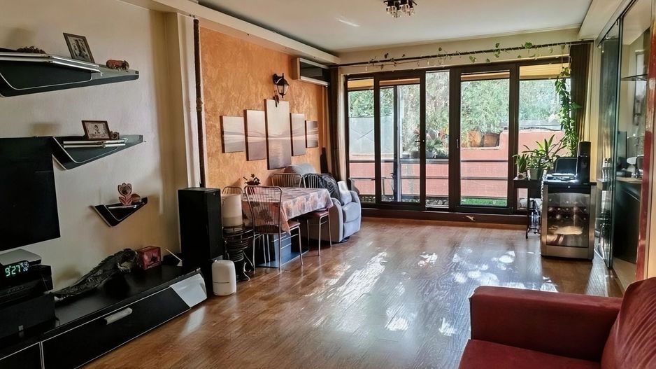 Apartament 3 camere ,grădină, foișor, loc de joacă, parcare,boxa - Poză 7