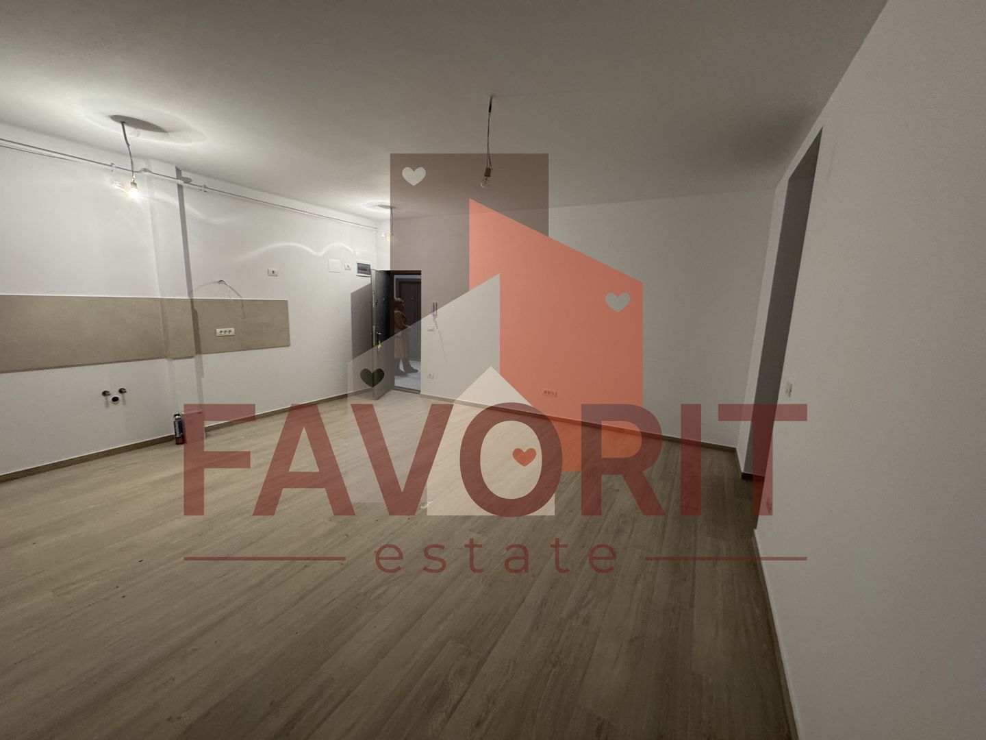 Disponibil imediat. 1 loc de parcare in CF. TVA 21% inclus. - Poză 8