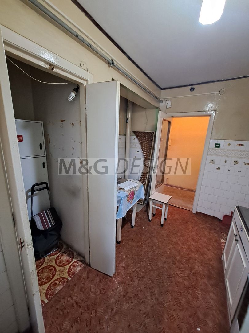 Etaj 2, Spitalul Judetean -Casa Tineretului 3 camere - Poză 4