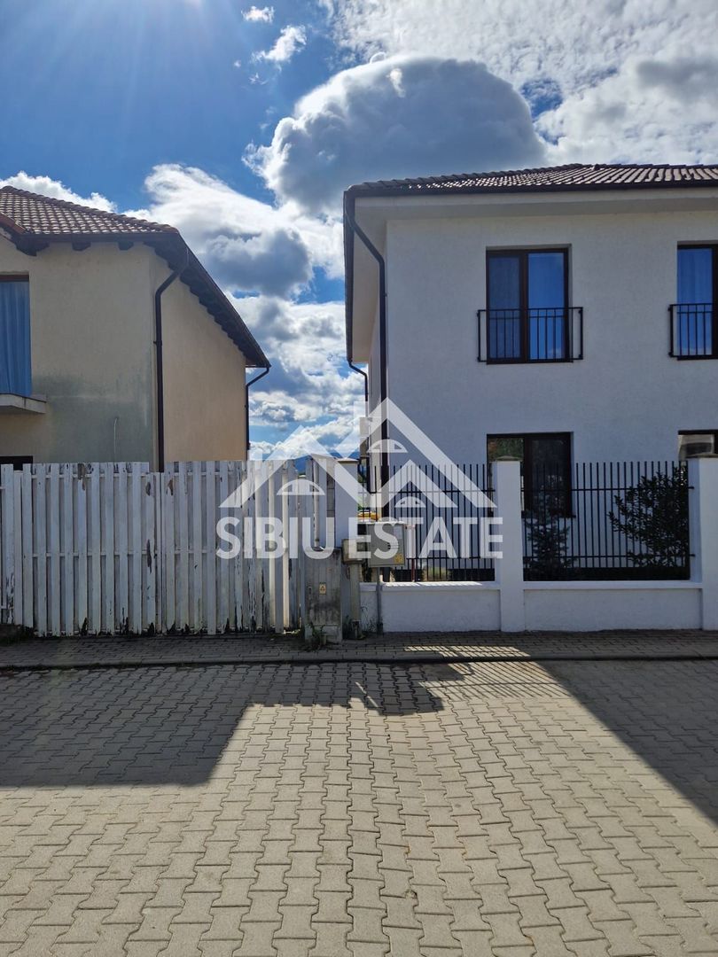 Casa individuala in Cartierul Primaverii Sibiu - Poză 15