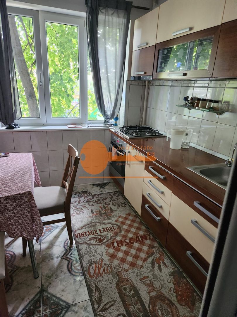 Apartament 3 camere Apusului - Poză 9