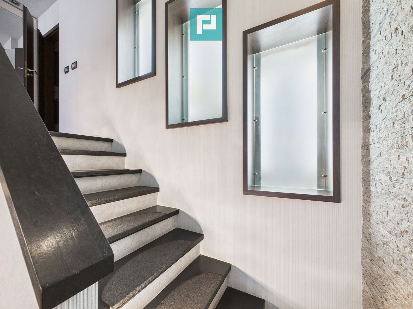 Penthouse 3 camere cu scară interioară ARED UTA - Poză 18