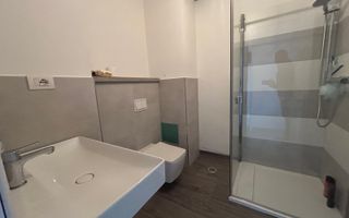 Apartament 3 camere de vanzare - Poză 4