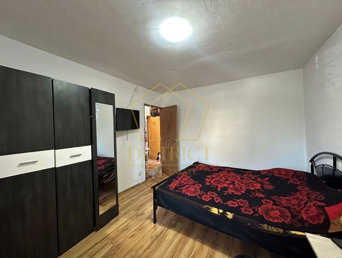 Apartament spatios cu 4 camere | Zona Sagului - Poză 5