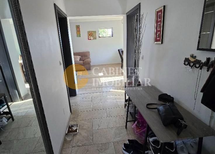 Casa tip duplex - constructie proprie - la asfalt - Poză 18