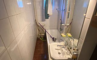 Etaj 1/Apartament 3Camere 52mp/Loc de parcare/Zona Mircea cel Batran - Poză 6