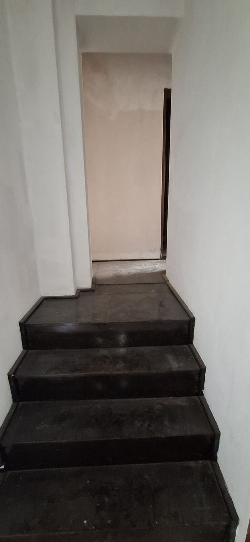 Se vinde etajul 1 si mansarda | Vile interbelica | 13 Septembrie - Poză 8