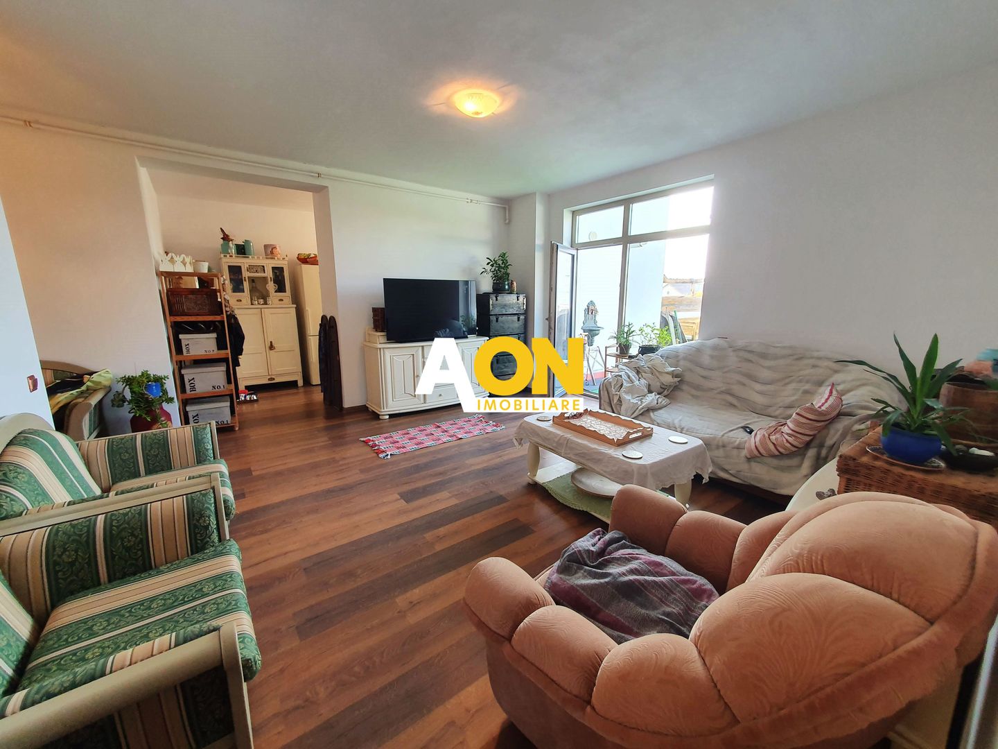 Apartament 3 camere + terasa de 85 mp + garaj subteran, bloc nou - Poză 1