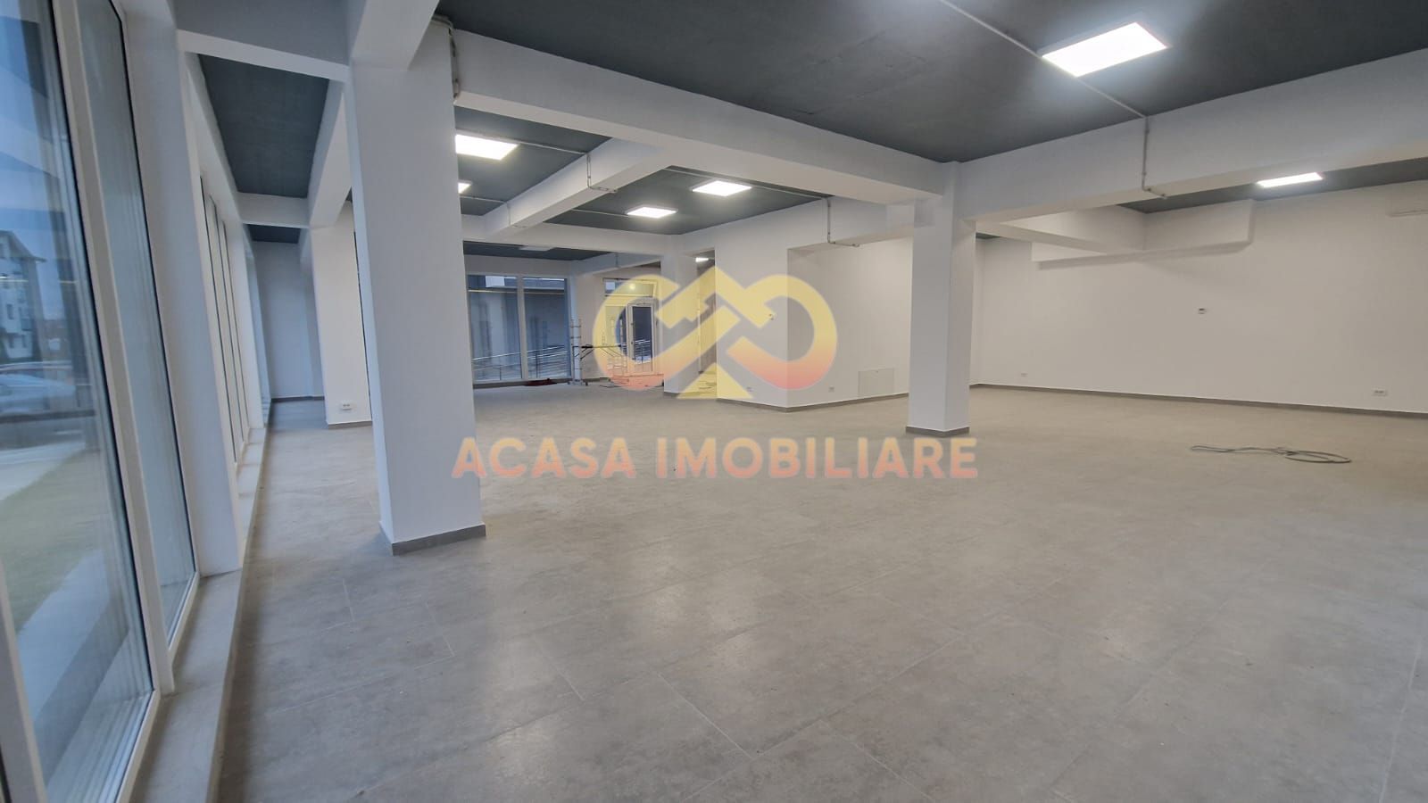 CUG SPATIU COMERCIAL PRIN DESTINATIE  NOU 261MP - Poză 14