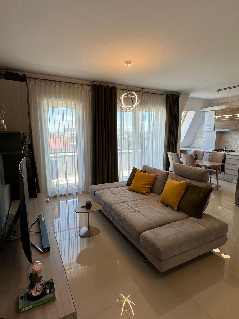 Apartament 3 camere 80 mp, priveliște superbă spre Lacul Gheorgheni&Iulius Mall - Poză 3