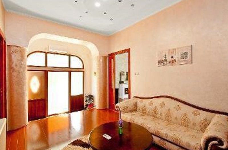 Casa P+1E si teren 370 mp, singur in curte - Piata Centrala - Poză 9