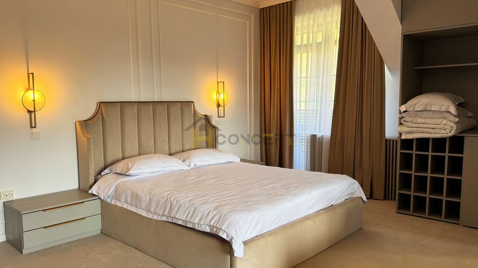 Pensiune exclusivistă Piscină încălzită în Predeal - Afacere la cheie - Poză 11