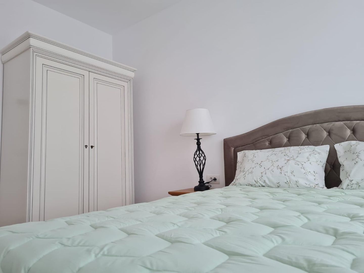 Apartament cu 3 camere si loc de parcare-  ISHO - Poză 19